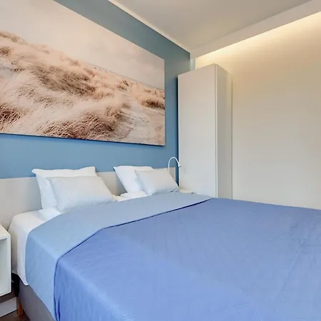 Apartment Long Gardens Triapart *
