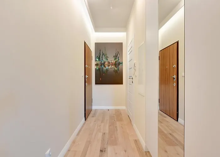 Long Gardens Triapart